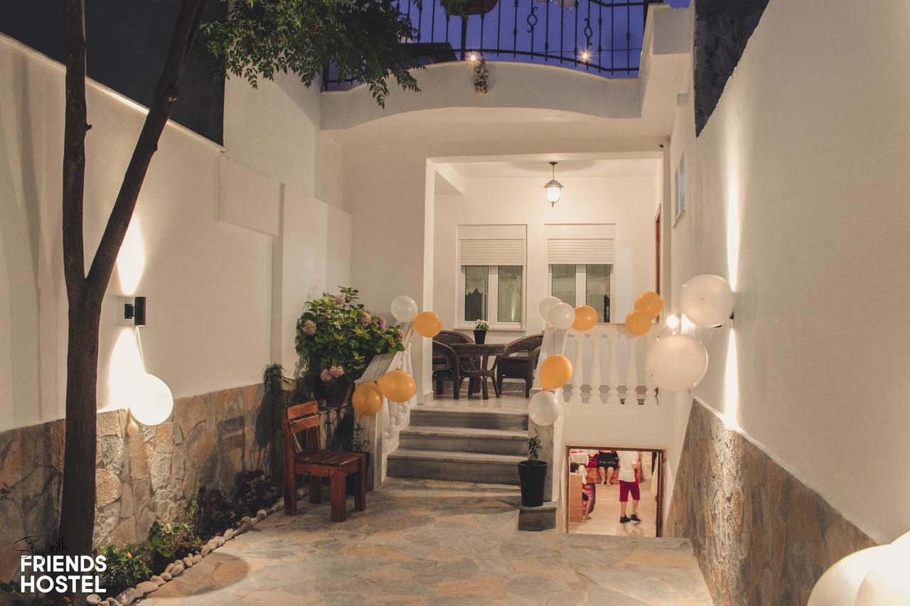 Friends' & Hostel Gjirokastra