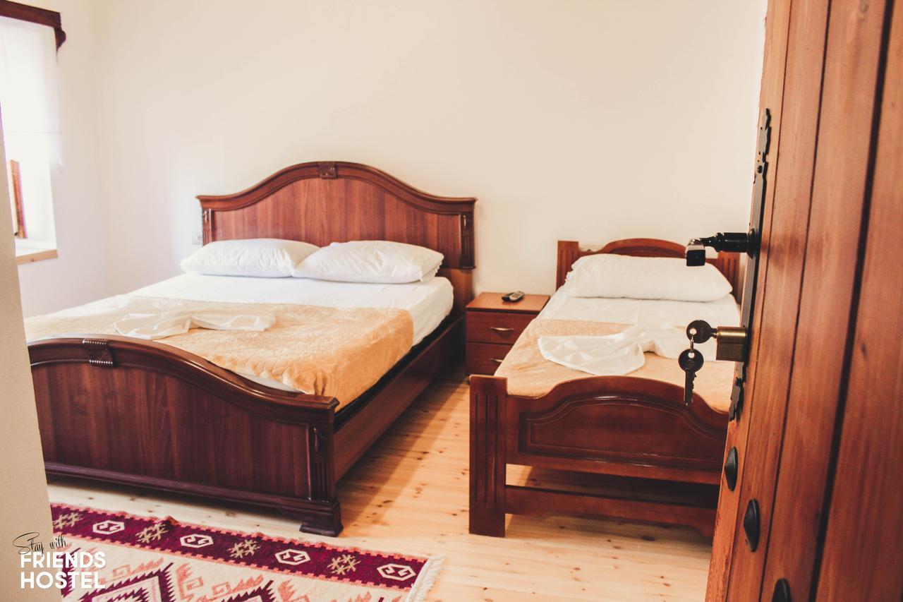 Hostel Friends' & Gjirokastra