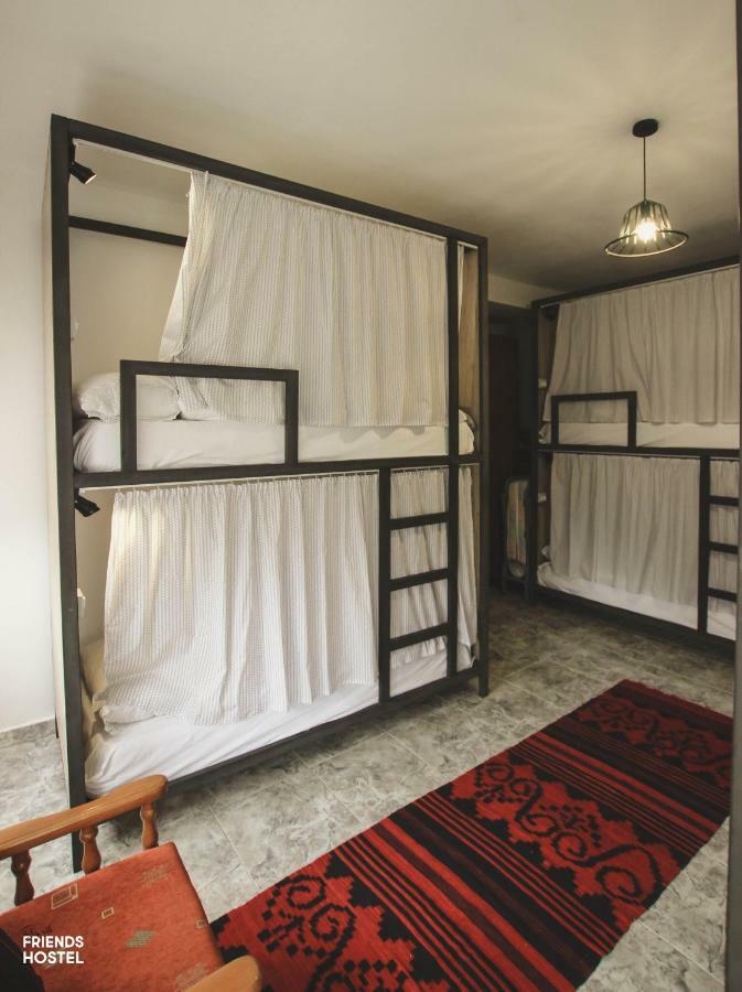 Hostel Friends' & Gjirokastra